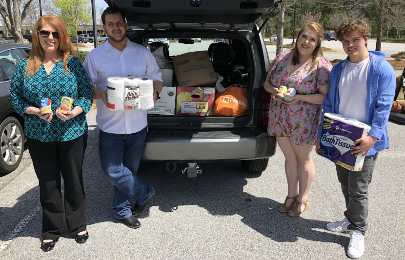Southern Crescent Technical College Donates Food!